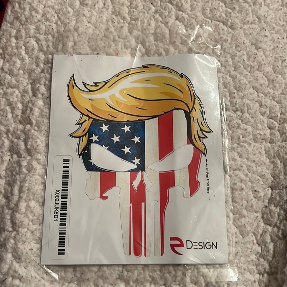NWT Trump Skull Sticker